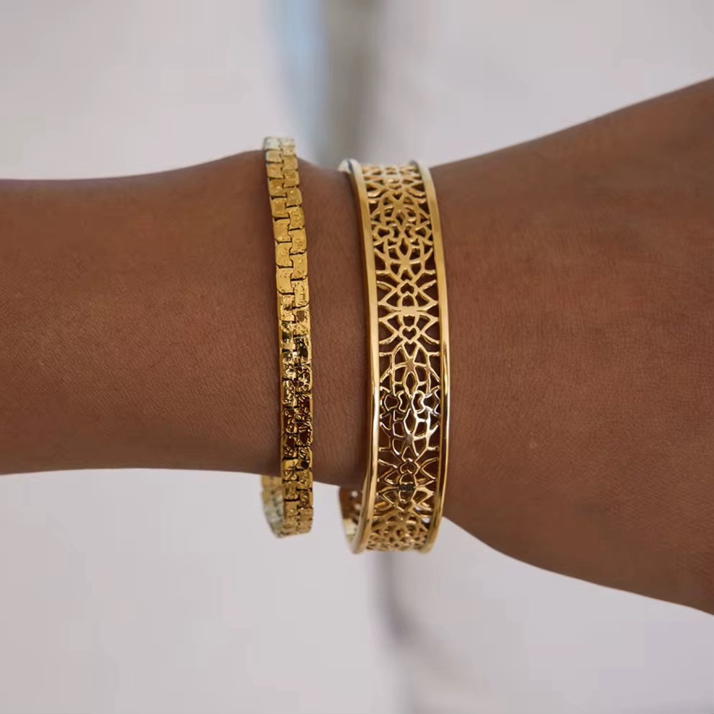 18K Gold Plated Adjustable Bangle
